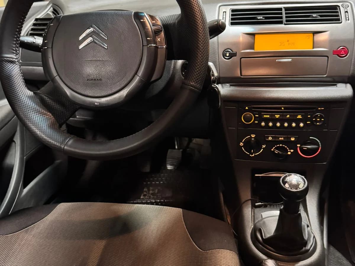 CITROEN C4 1.6 2010 - Imagen 8