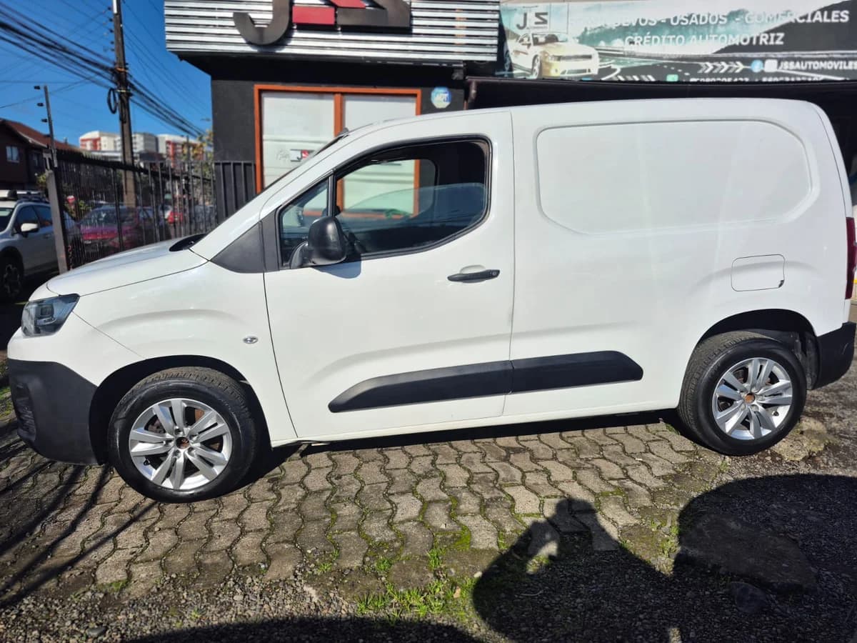 CITROEN Berlingo 1.6 HDI 92CV FURGÓN 2021 - Imagen 8