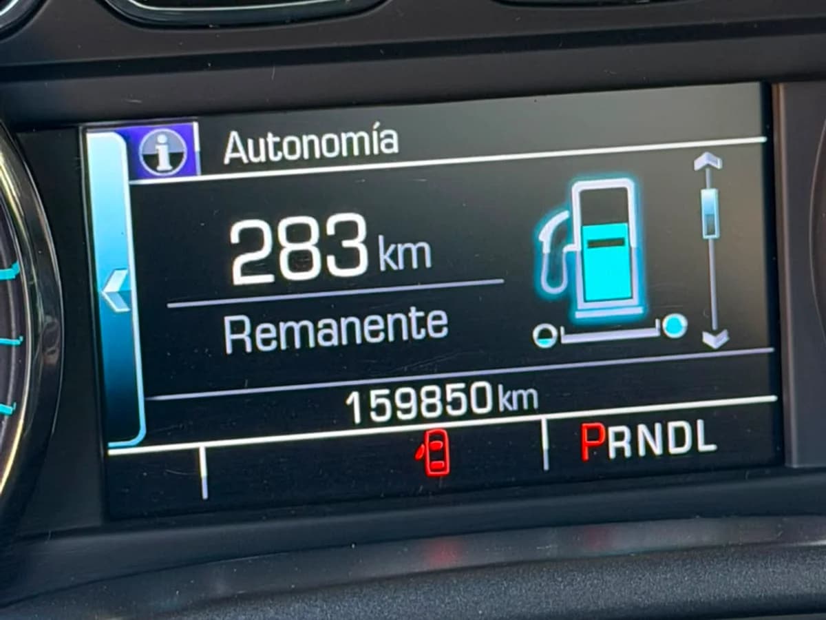 CHEVROLET SILVERADO LT RC 4WD 5.3 5.3 V8 2019 - Imagen 14