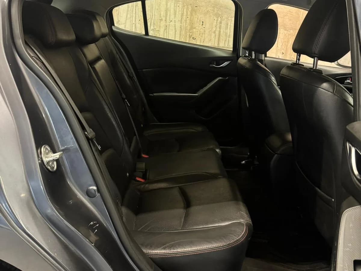 MAZDA 3 GT Sport 2.5 Skyactiv-G BOSE 2026 - Imagen 10