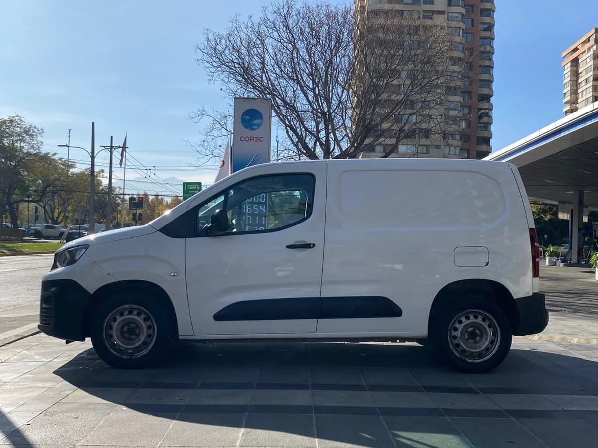 PEUGEOT PARTNER HDI 1.6 L1 90HP MT 5P 2022 - Imagen 6