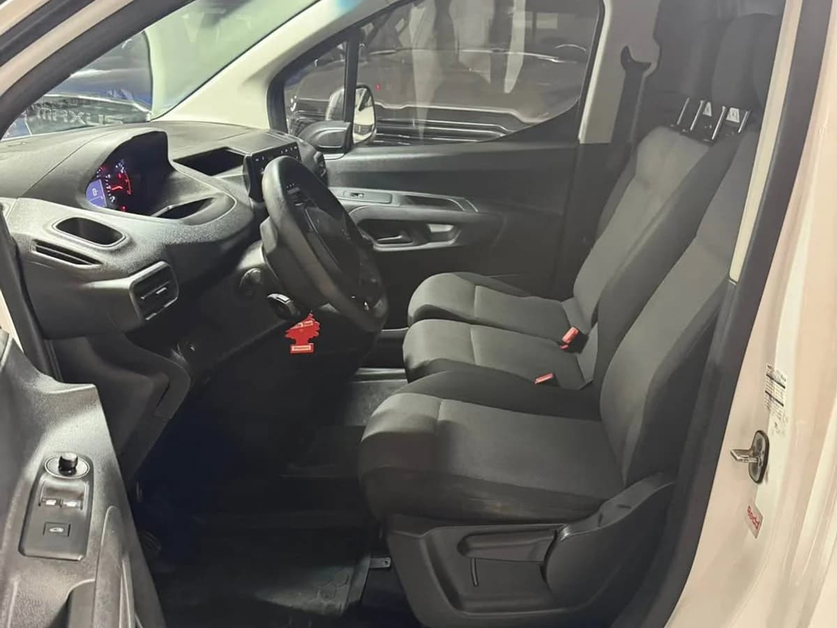 PEUGEOT PARTNER HDI 1.6 L1 90HP MT 5P 2022 - Imagen 10