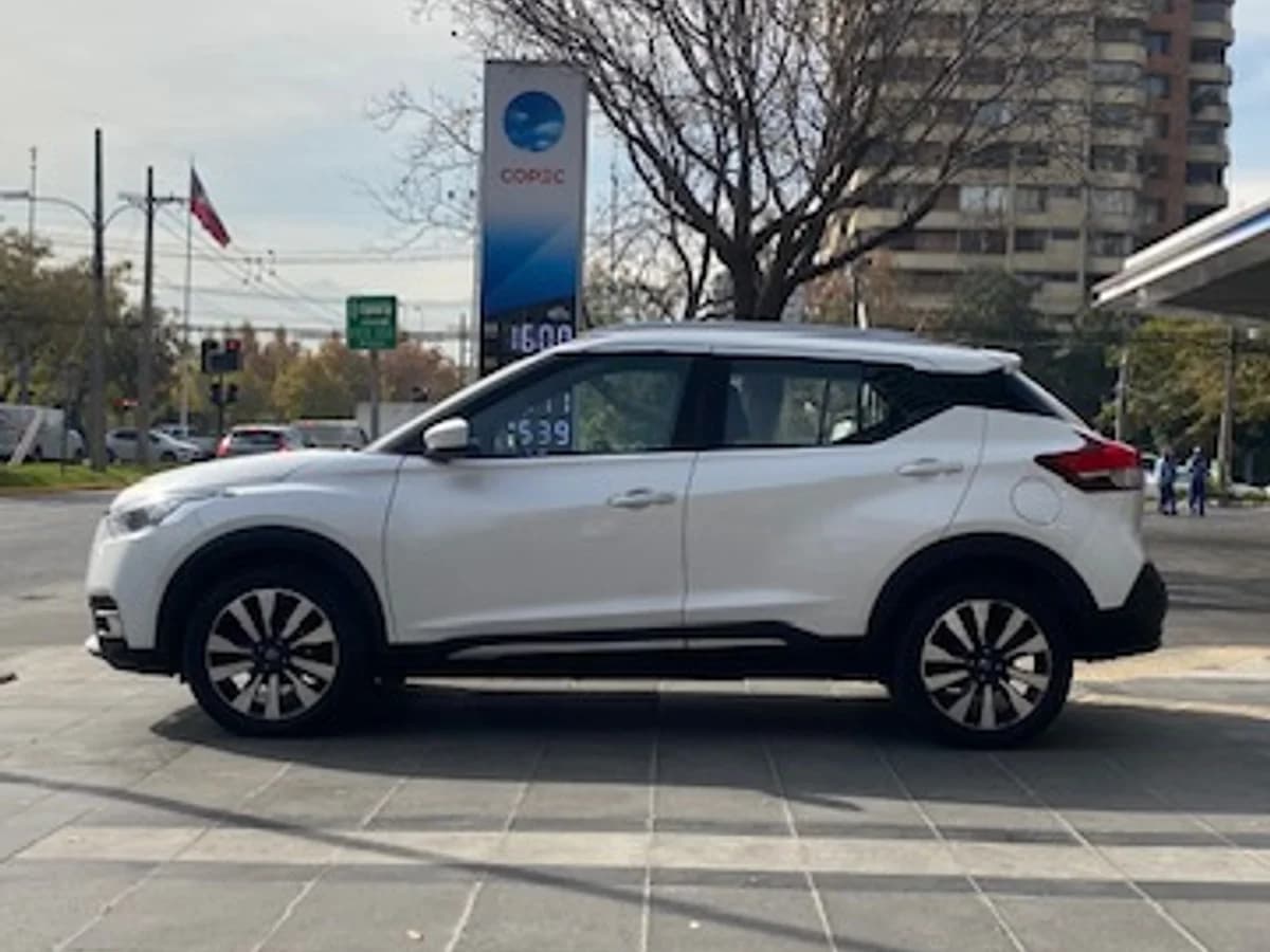 NISSAN KICKS ADVANCE 1.6 MT 2017 - Imagen 4