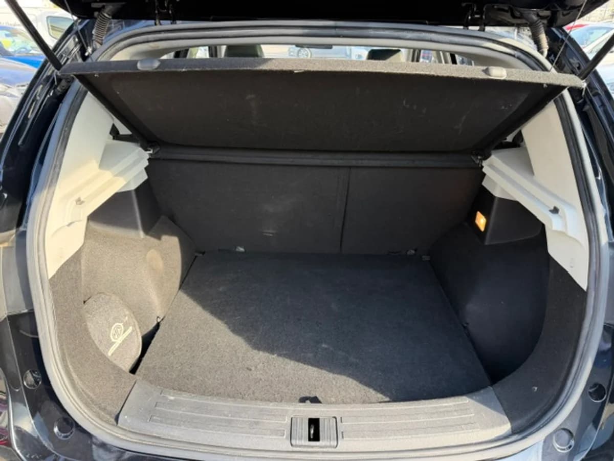 MG ZS 1.5L COM AUT 2023 - Imagen 15