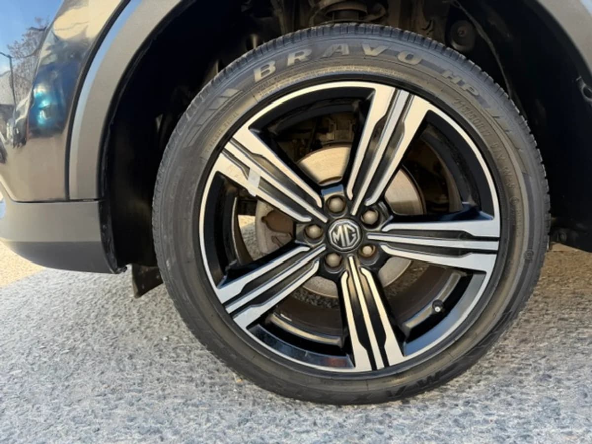 MG ZS 1.5L COM AUT 2023 - Imagen 16