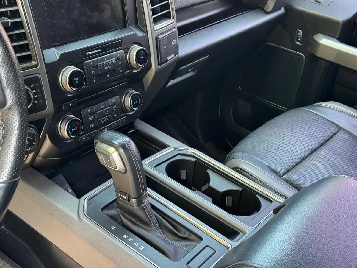 FORD F150 RAPTOR 4X4 3.5L AUT 3.5 4X4 AT 4P 2018 - Imagen 19