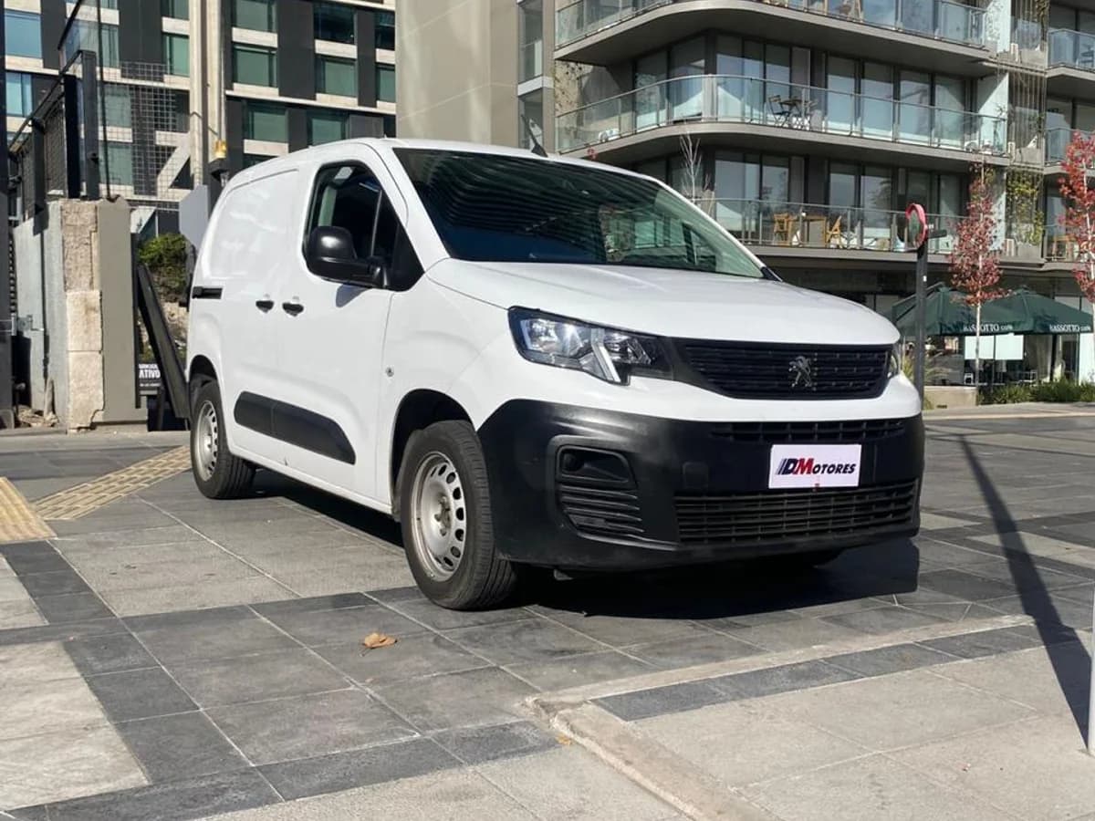 PEUGEOT PARTNER L1 BLUE HDI 100 1.5 6MT 2024 - Imagen 1