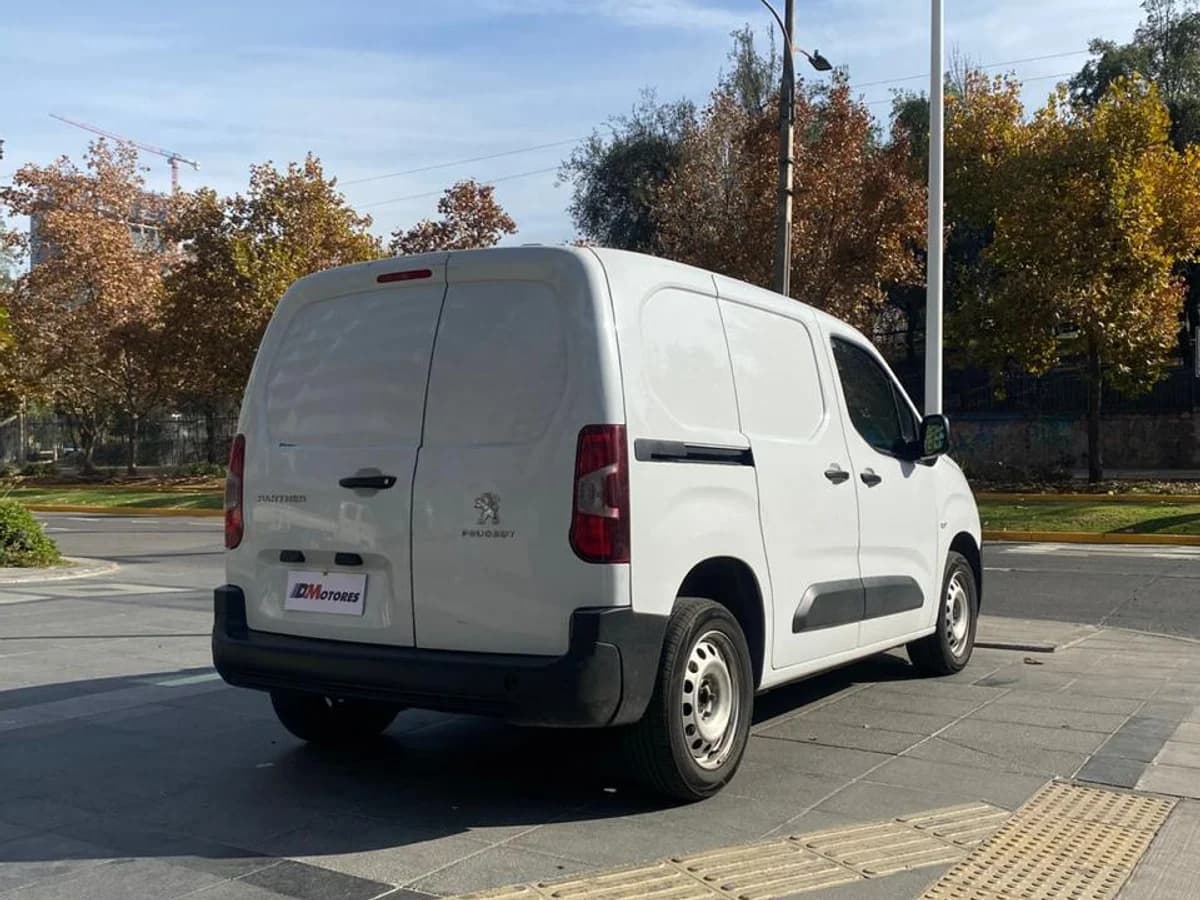 PEUGEOT PARTNER L1 BLUE HDI 100 1.5 6MT 2024 - Imagen 3