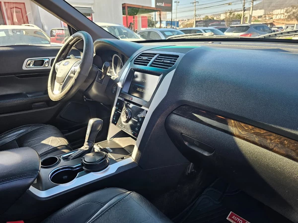 FORD EXPLORER LIMITED 2.0 AT 2015 - Imagen 9