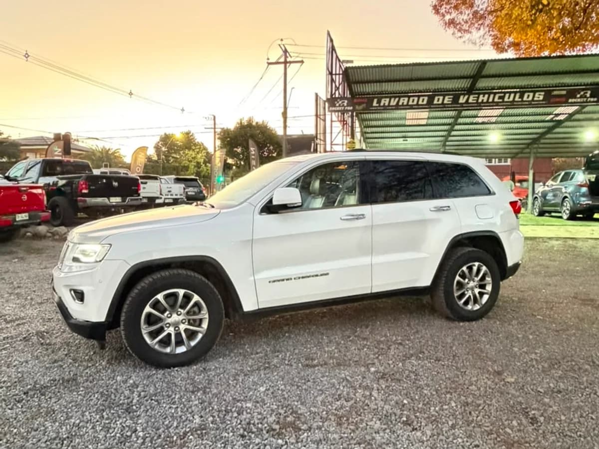 JEEP GRAND CHEROKEE LTD 4X4 3.6 AUT 3.6 2013 - Imagen 13