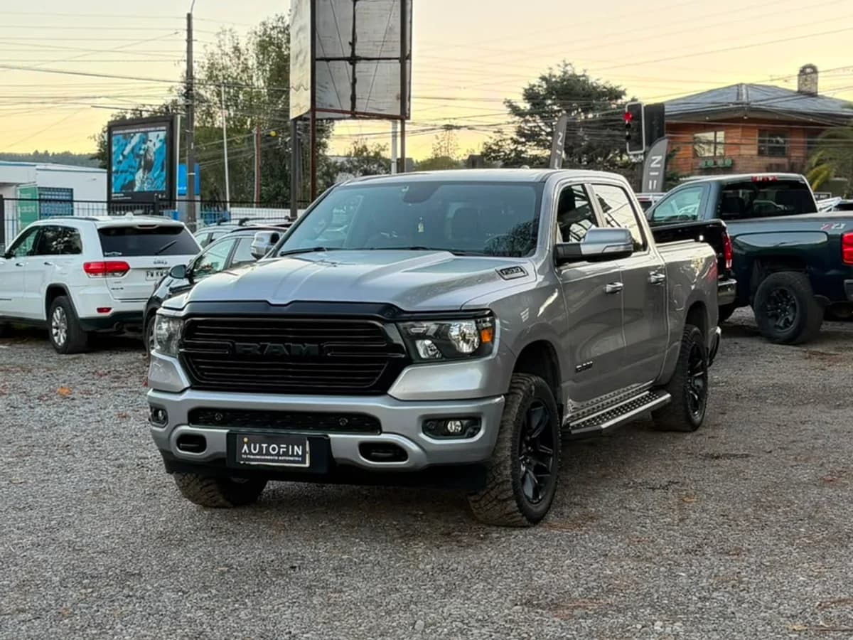 RAM 1500 3.6 3.6 4X4 QUAD CAB DOB. CAB. AT 4P 2020 - Imagen 1