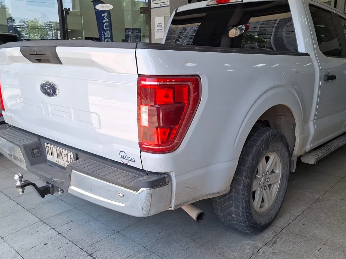FORD F150 3.3 XLT D/C NUEVA 2022 - Imagen 4