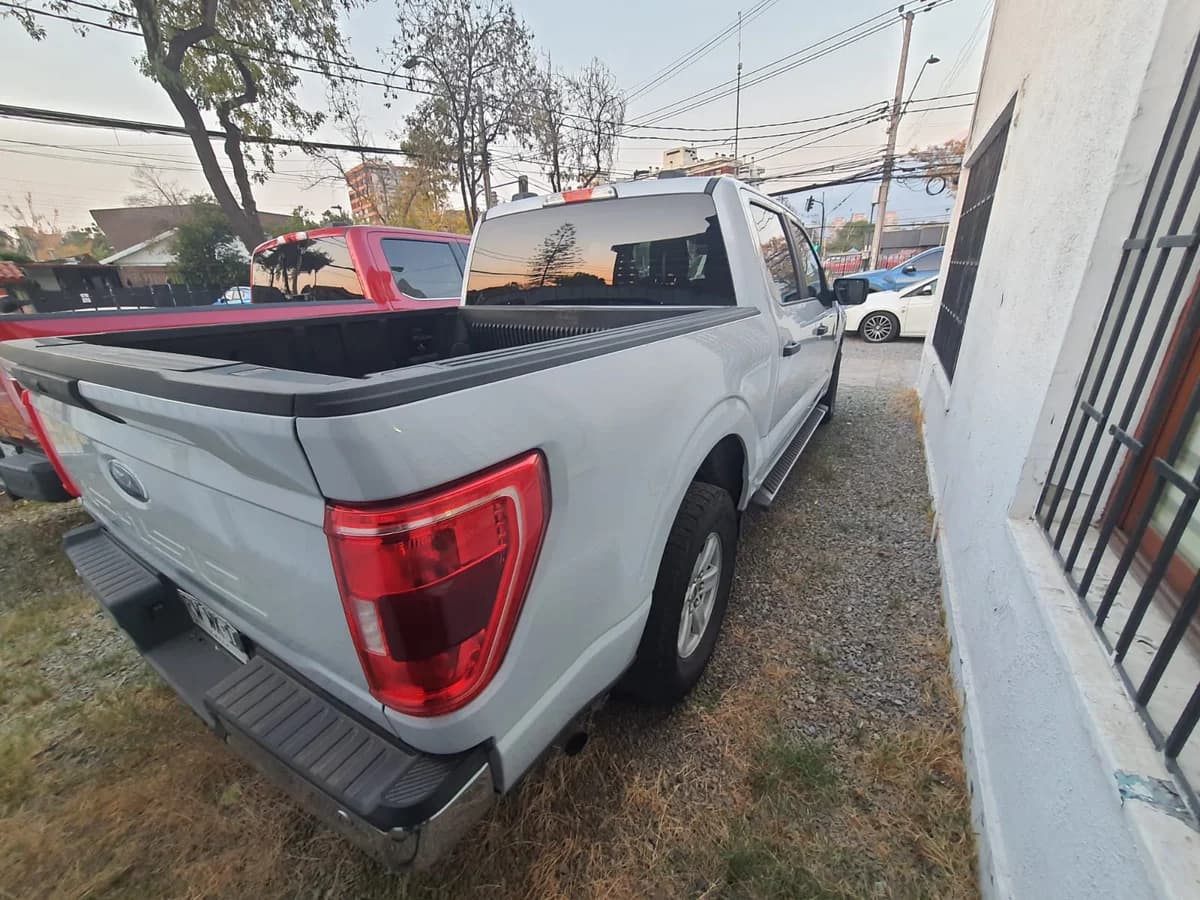 FORD F150 3.3 XLT D/C NUEVA 2022 - Imagen 11