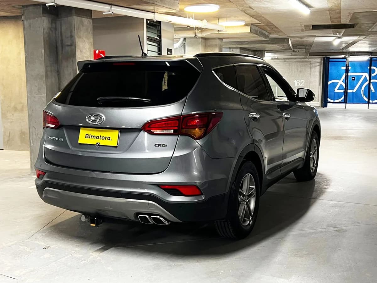 HYUNDAI Santa Fe DIESEL 2.2 MT 2018 - Imagen 4