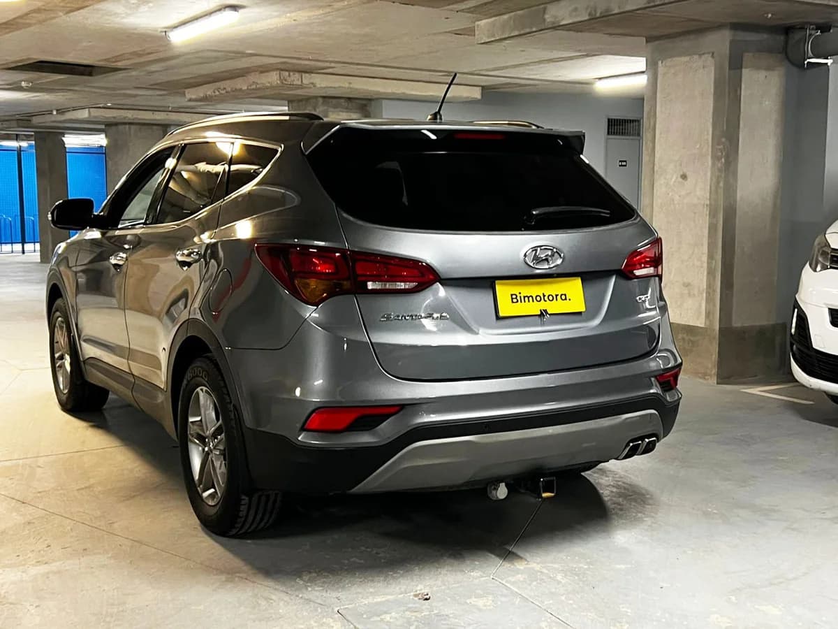 HYUNDAI Santa Fe DIESEL 2.2 MT 2018 - Imagen 6