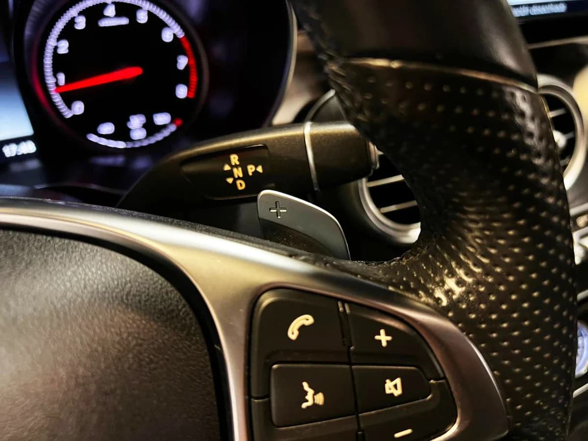MERCEDES BENZ C300 COUPE 2017 - Imagen 12