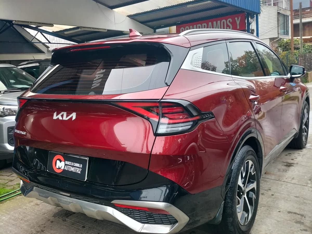 KIA SPORTAGE EX DSL 2.0 AUT 1 2022 - Imagen 4