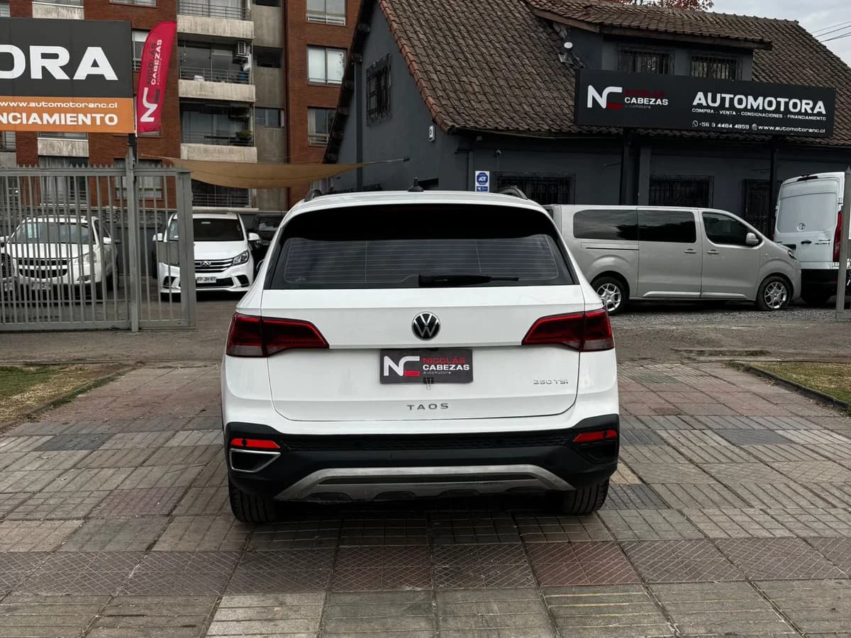 VOLKSWAGEN TAOS TSI 1.4 AT . 2023 - Imagen 7