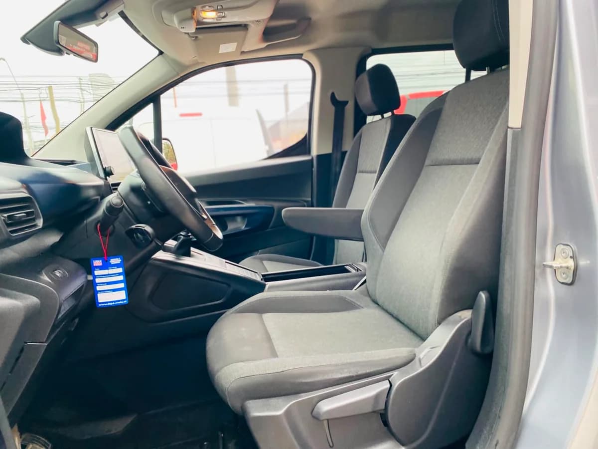 PEUGEOT RIFTER ALLURE BLUE HDI MEC 2024 - Imagen 4