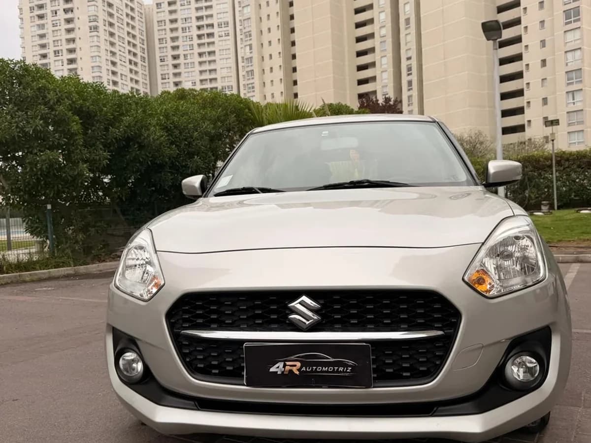 SUZUKI SWIFT GL 1.2 2023 - Imagen 1