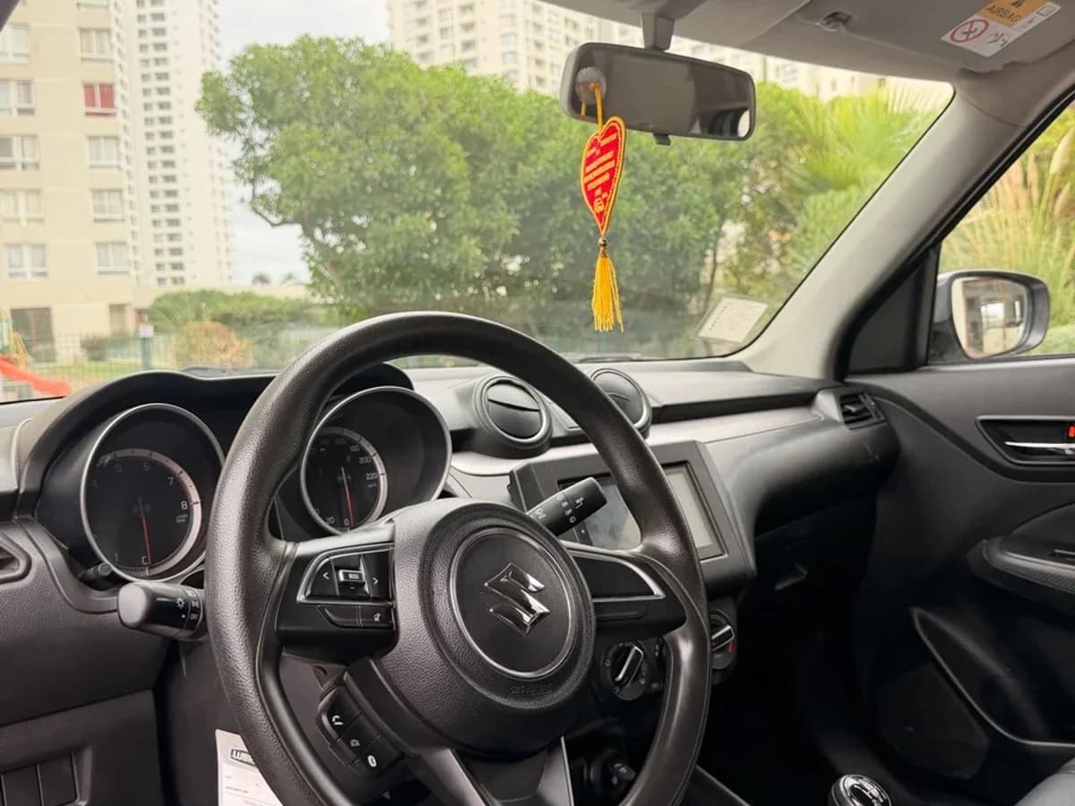 SUZUKI SWIFT GL 1.2 2023 - Imagen 13