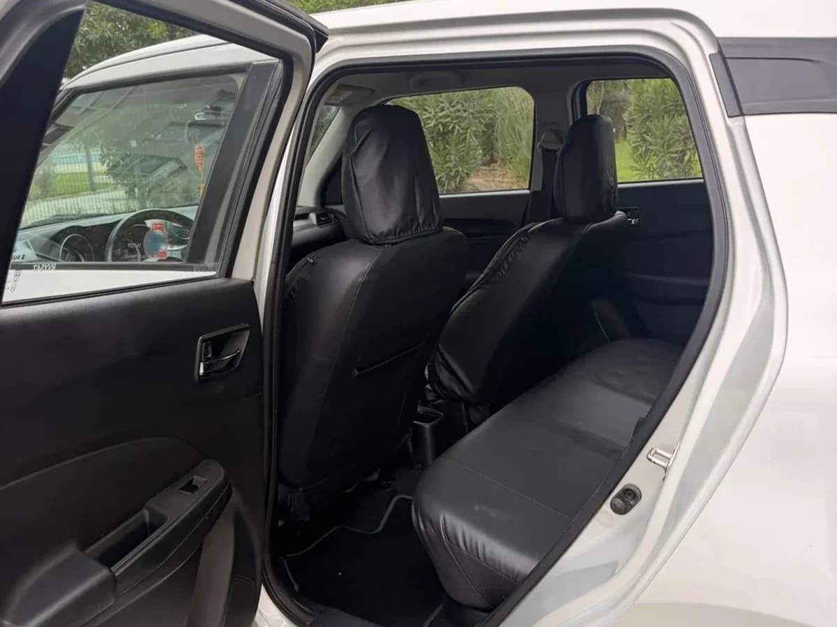 SUZUKI SWIFT GL 1.2 2023 - Imagen 6