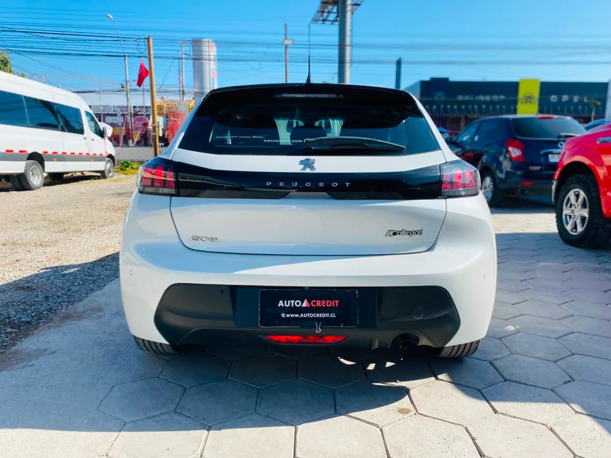 PEUGEOT 208 PURETECH 75 1.2 MEC 2021 - Imagen 8
