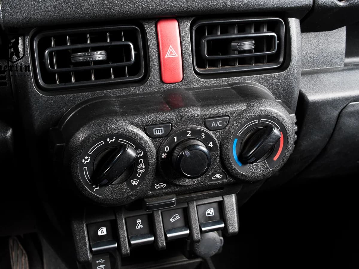 SUZUKI JIMNY GL 4X4 1.5 AUT 1.5 GL AT 4X4 2024 - Imagen 15