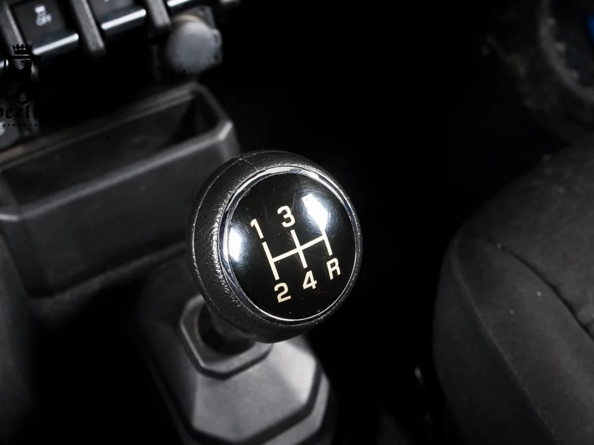 SUZUKI JIMNY GL 4X4 1.5 AUT 1.5 GL AT 4X4 2024 - Imagen 16