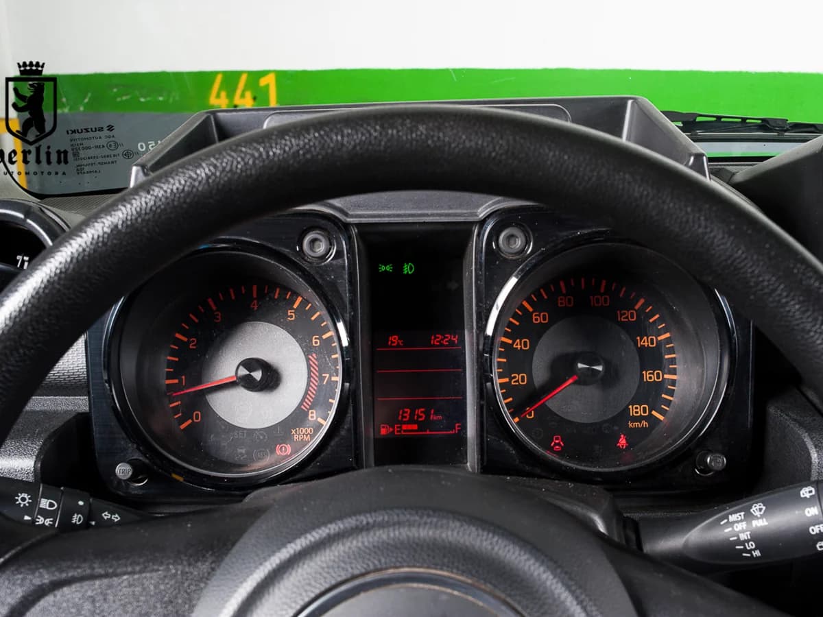 SUZUKI JIMNY GL 4X4 1.5 AUT 1.5 GL AT 4X4 2024 - Imagen 18