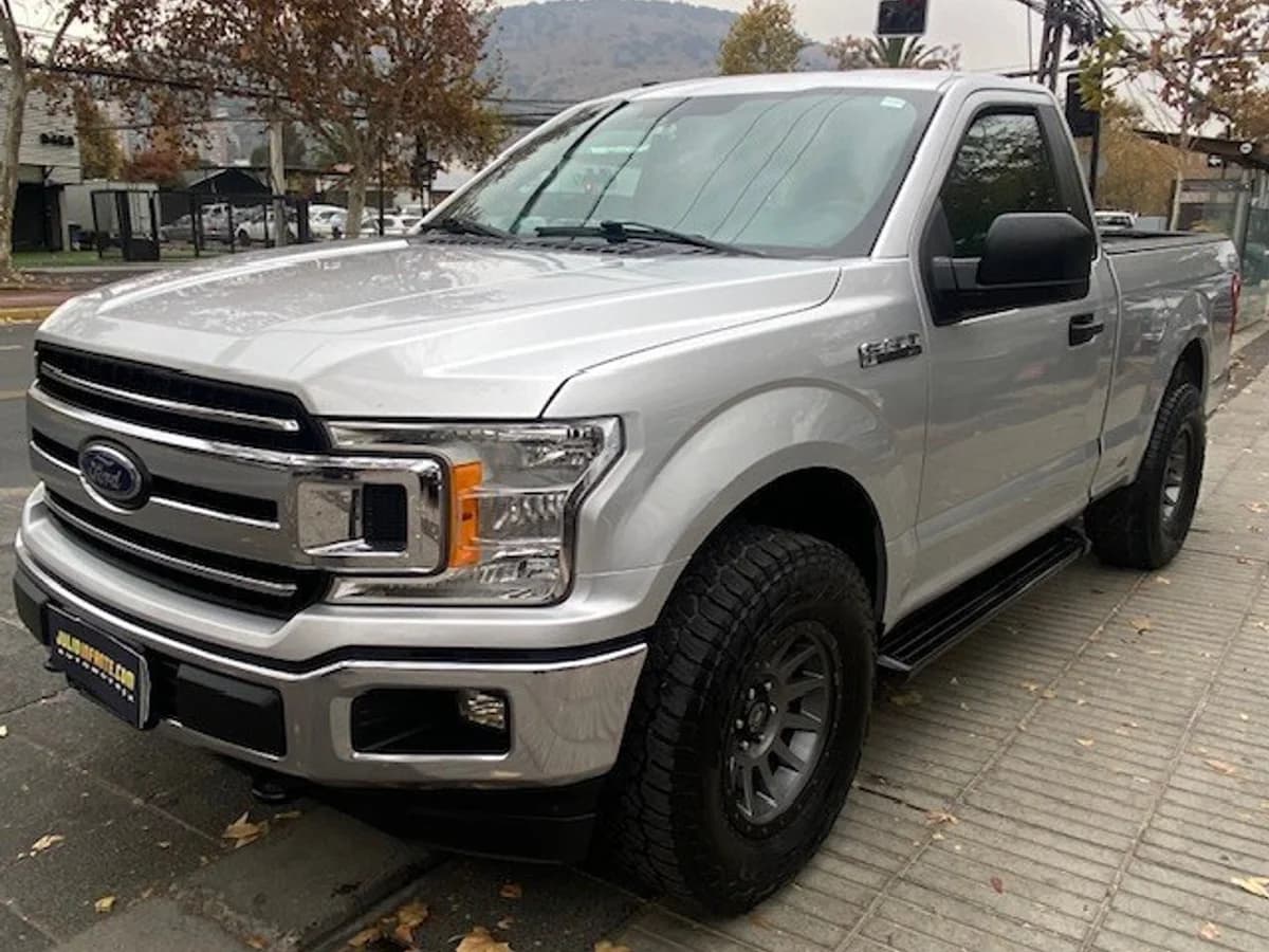 FORD F-150 XLT 3.3 Aut 2018 - Imagen 1