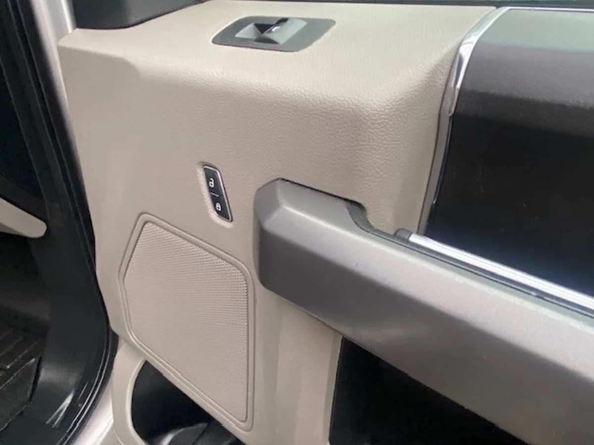 FORD F-150 XLT 3.3 Aut 2018 - Imagen 21