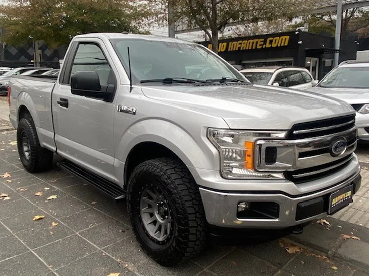 FORD F-150 XLT 3.3 Aut 2018 - Imagen 5