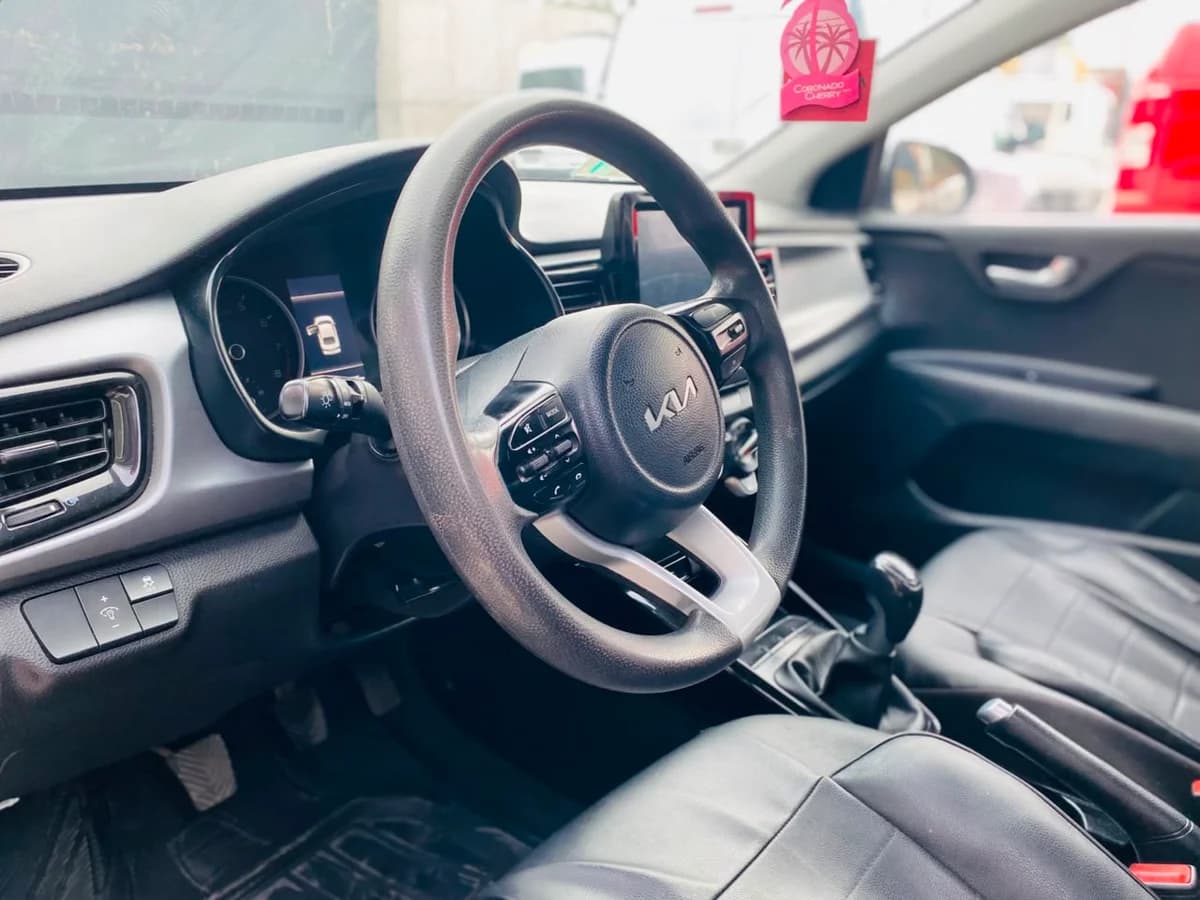 KIA RIO 4 1.4 GMT 2022 - Imagen 7