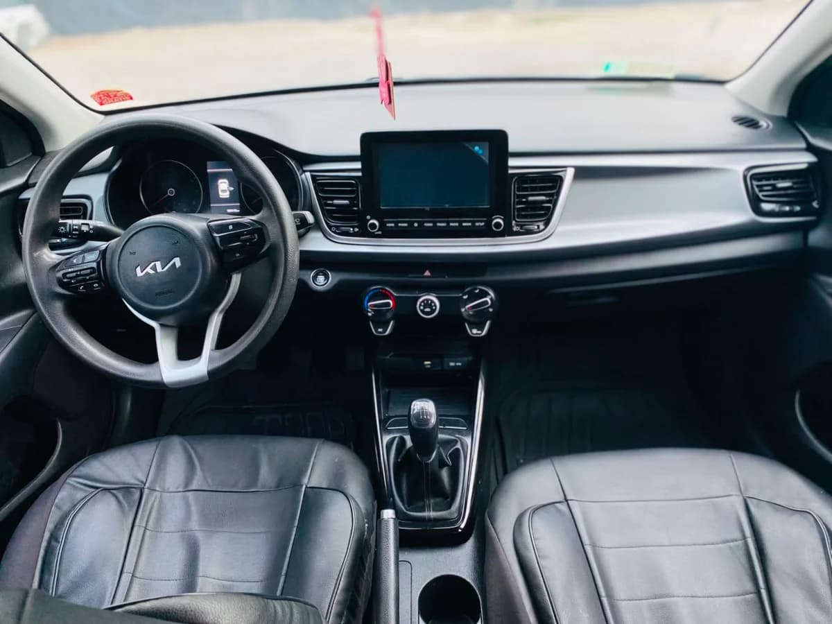 KIA RIO 4 1.4 GMT 2022 - Imagen 8