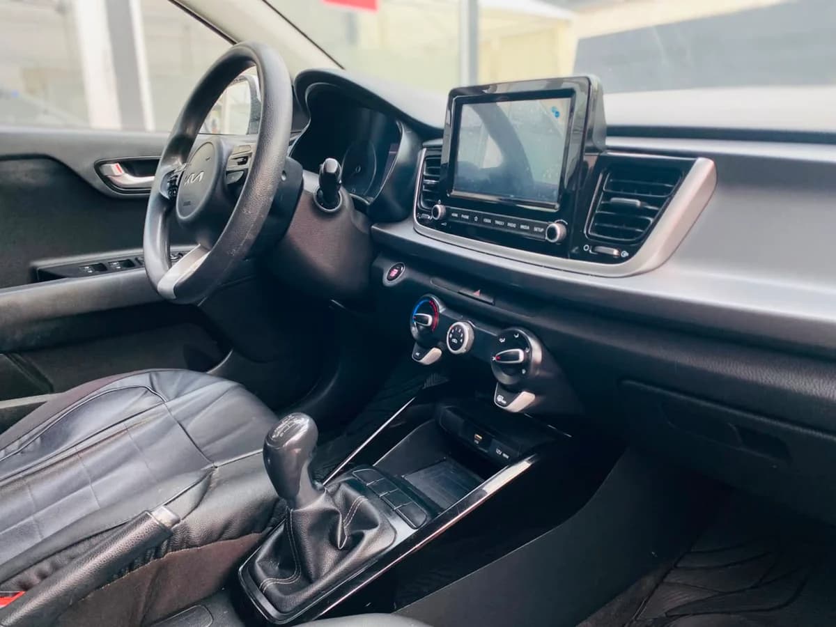 KIA RIO 4 1.4 GMT 2022 - Imagen 10