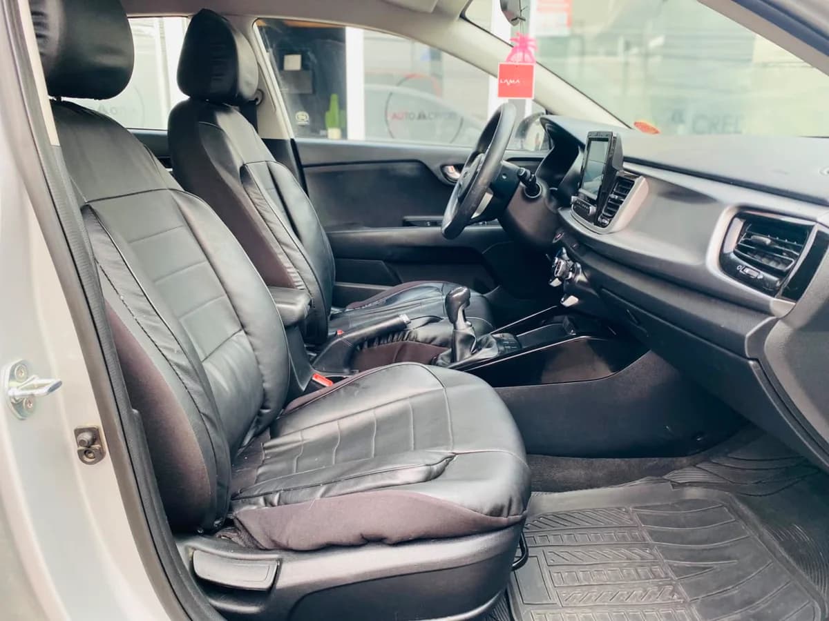 KIA RIO 4 1.4 GMT 2022 - Imagen 11