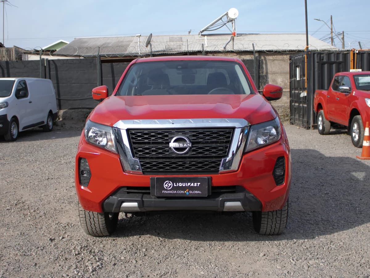NISSAN navara XE 2023 - Imagen 2