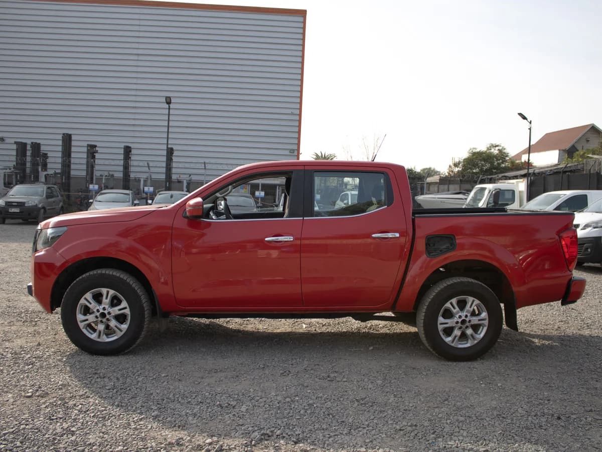 NISSAN navara XE 2023 - Imagen 4