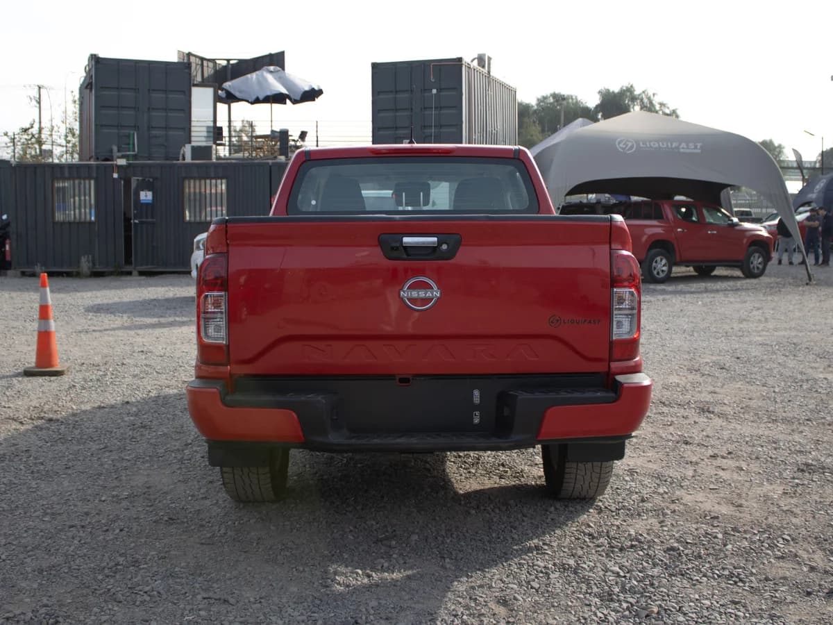 NISSAN navara XE 2023 - Imagen 6