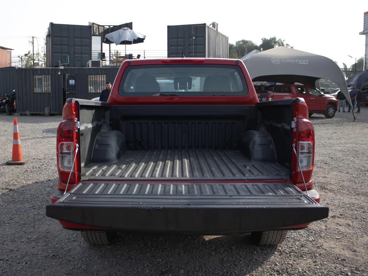 NISSAN navara XE 2023 - Imagen 7