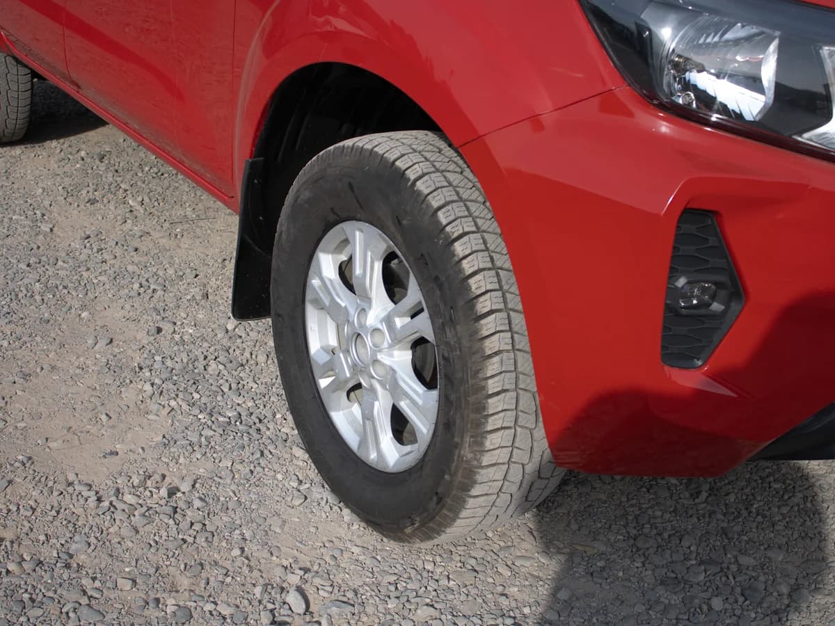 NISSAN navara XE 2023 - Imagen 10