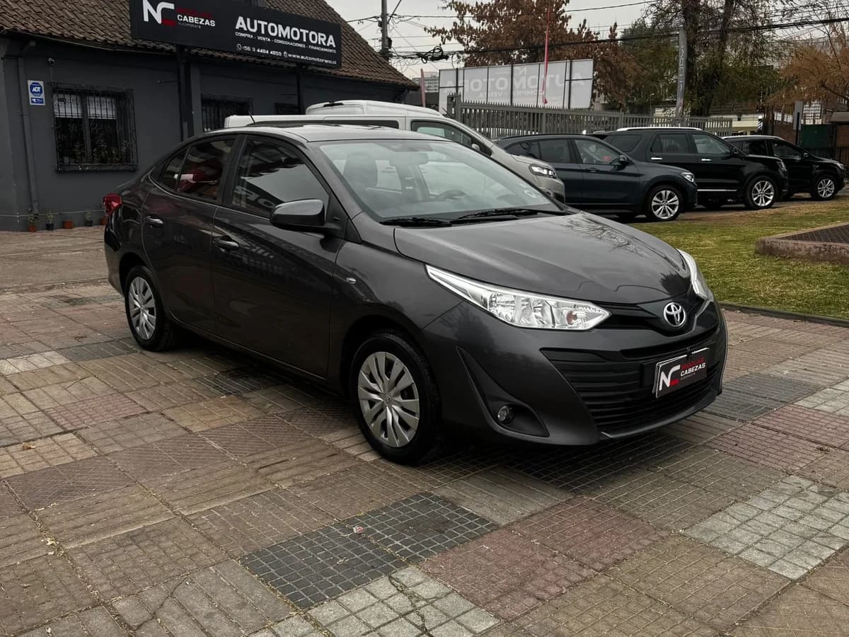 TOYOTA YARIS GLI 1.5 1.5 GLI 4X2 E MT 4P 2019 - Imagen 1