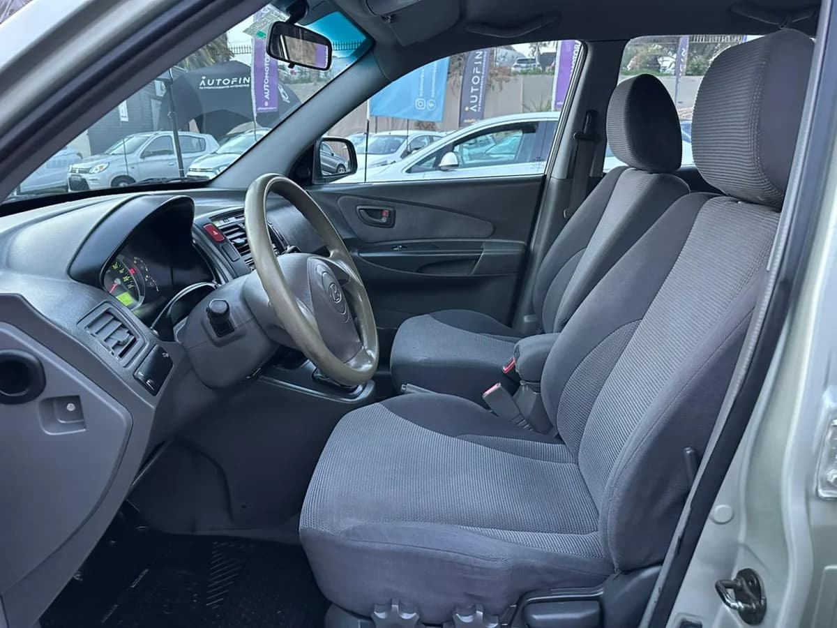 HYUNDAI TUCSON GL 2.0 2006 - Imagen 7