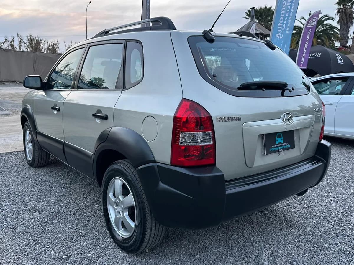 HYUNDAI TUCSON GL 2.0 2006 - Imagen 9