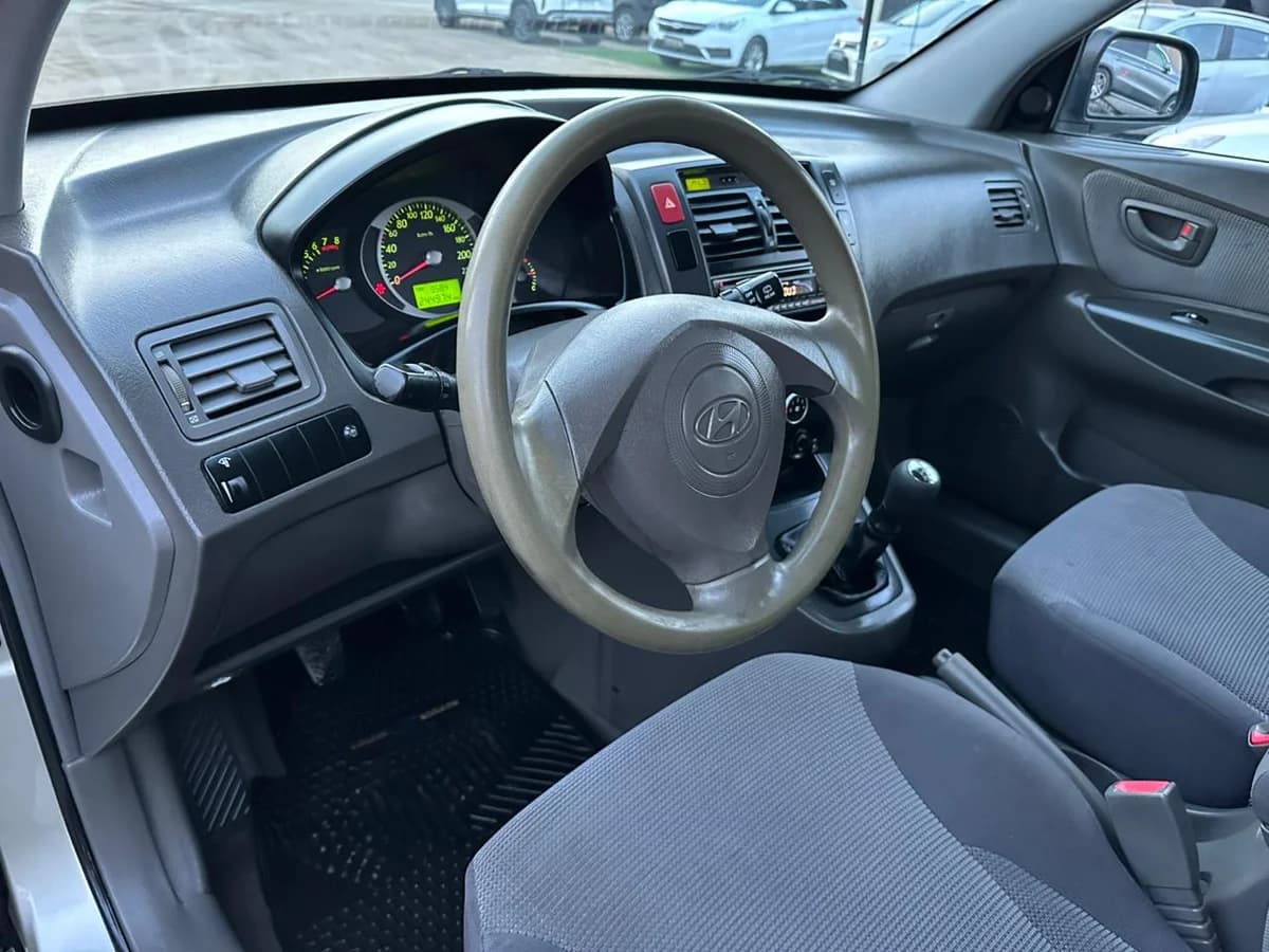 HYUNDAI TUCSON GL 2.0 2006 - Imagen 10