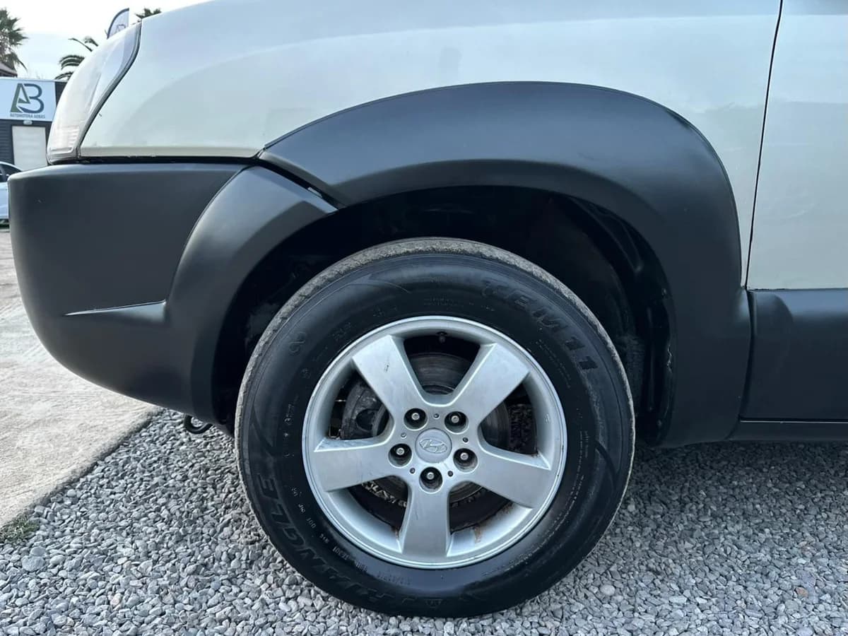HYUNDAI TUCSON GL 2.0 2006 - Imagen 19