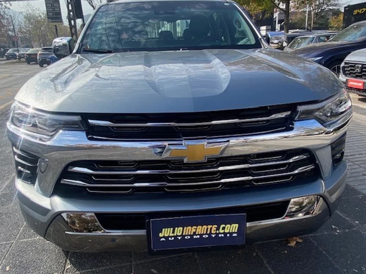 CHEVROLET COLORADO 2.8TD HC AT Awd. 2025 - Imagen 9