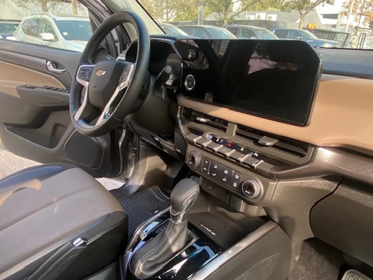 CHEVROLET COLORADO 2.8TD HC AT Awd. 2025 - Imagen 13