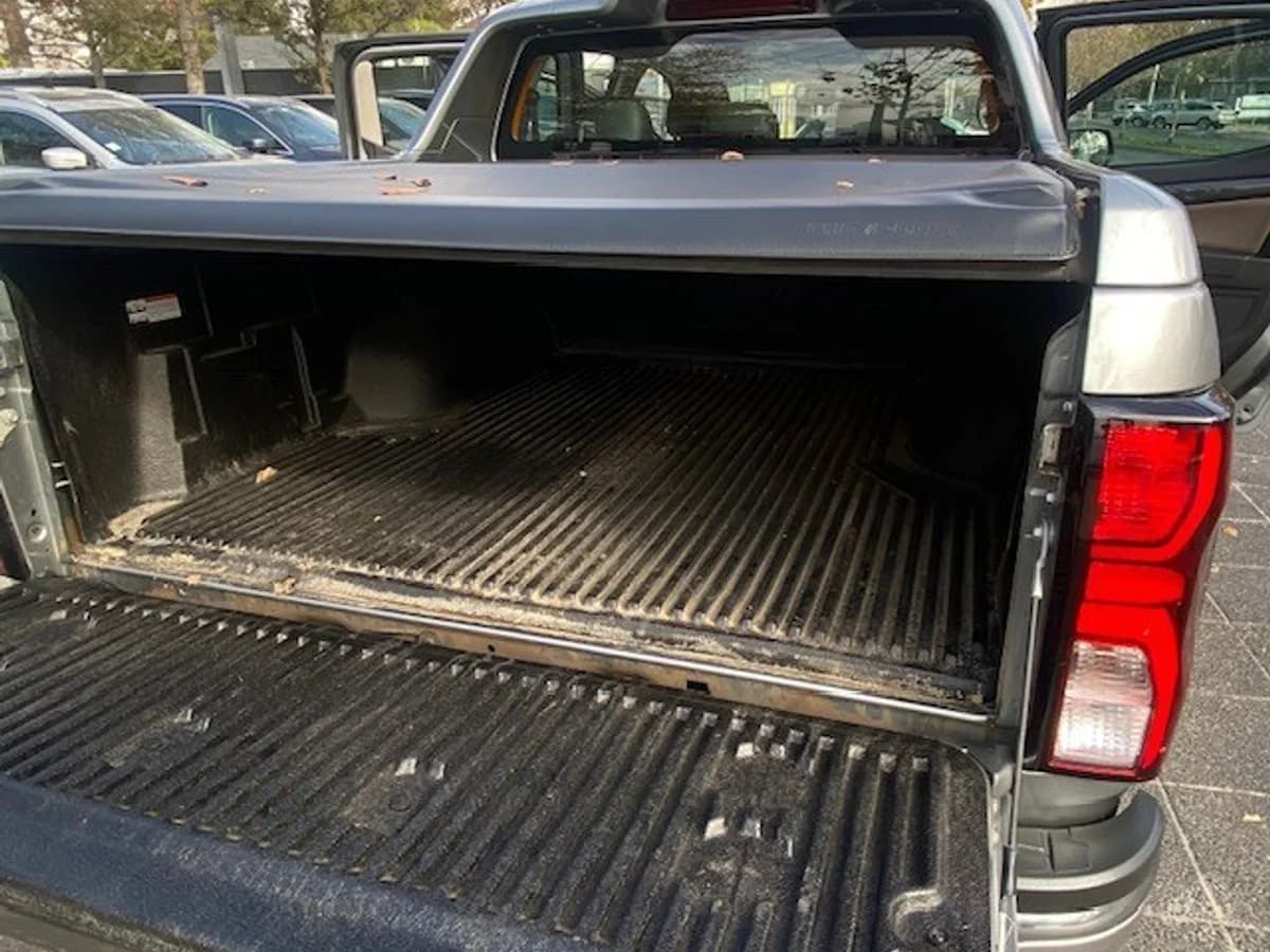 CHEVROLET COLORADO 2.8TD HC AT Awd. 2025 - Imagen 28
